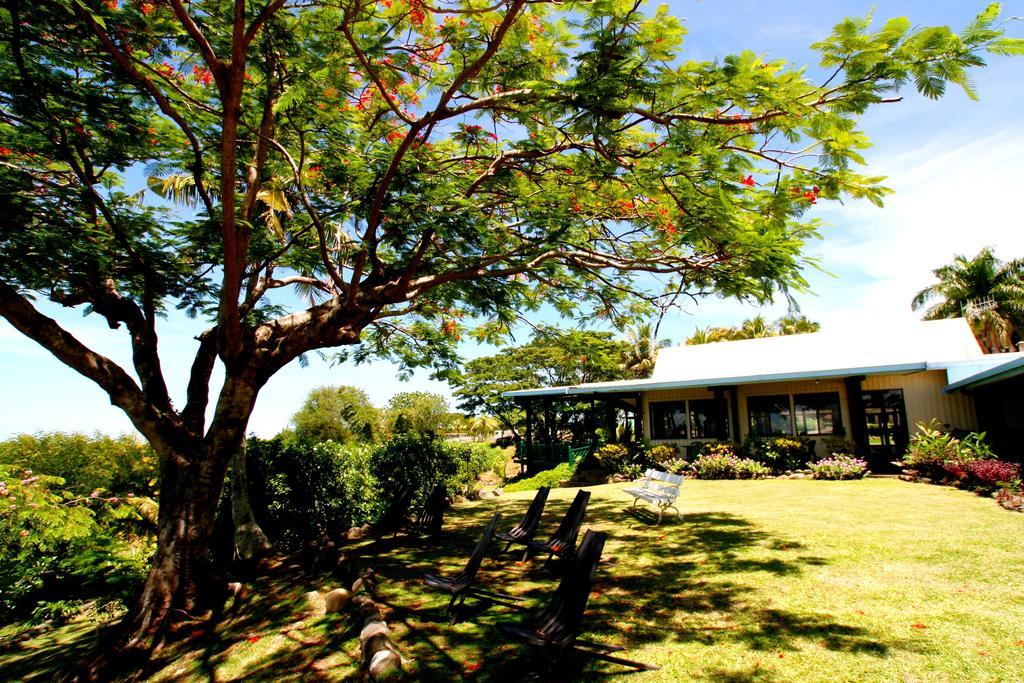 Anchorage Beach Resort Viseisei Екстериор снимка